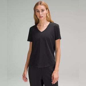 Lululemon Love V Neck T Shirt Black 8